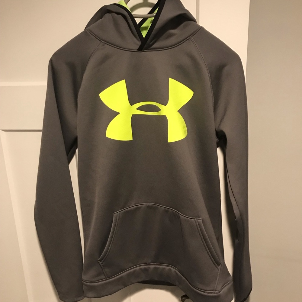Under armor sweatshirt